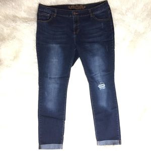 Dark Denim Distressed Mid-Rise Jeans Sz 16